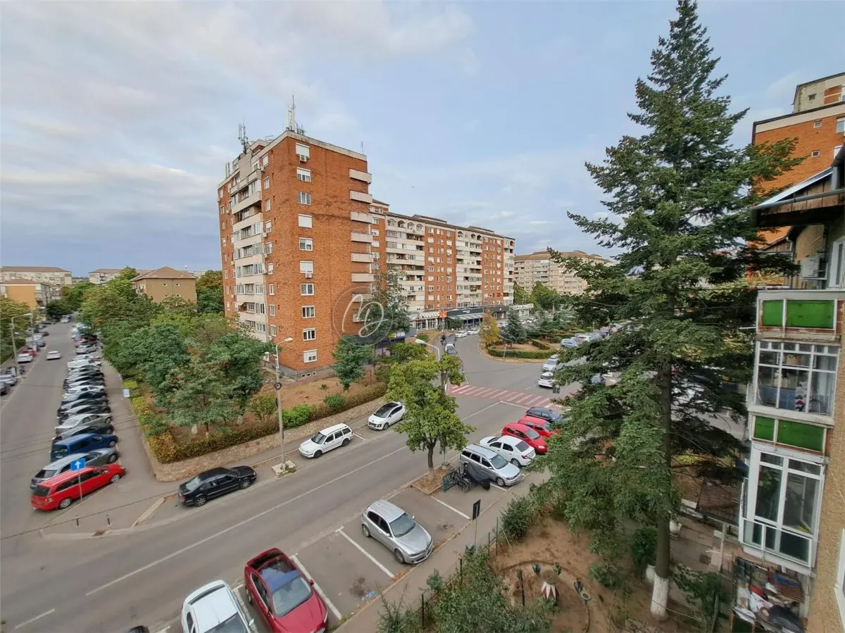 Appartement avec Vue, Rue Calugareni, Rogerius - foto 12
