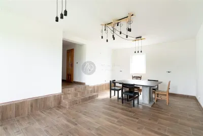 Villa Neuve avec Terrain Généreux, Oradea - foto 2