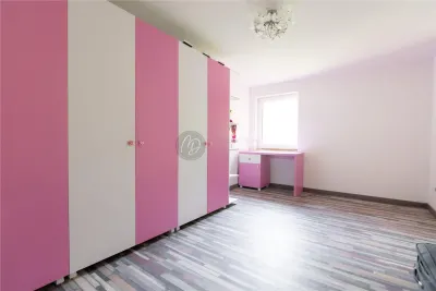 Villa Neuve avec Terrain Généreux, Oradea - foto 3