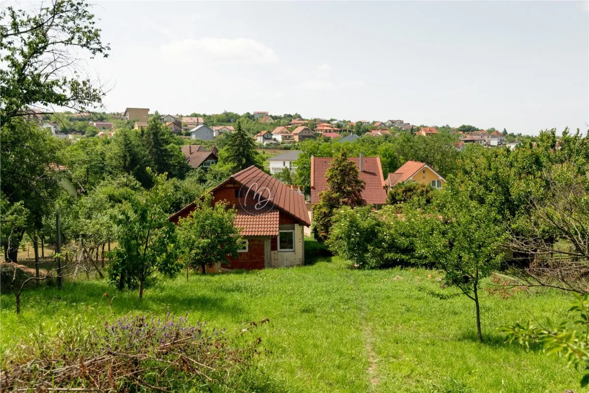 Villa Neuve avec Terrain Généreux, Oradea - foto 10