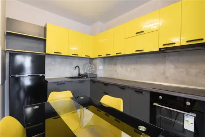 MDI Rental: Grand Hill Apartment, Oradea - foto 3