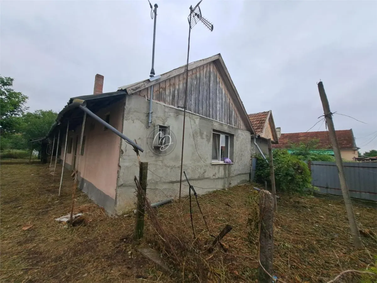 Maison Campagnarde avec Cave à Salard, Bihor – Parcelle de 1.967 m² - foto 11