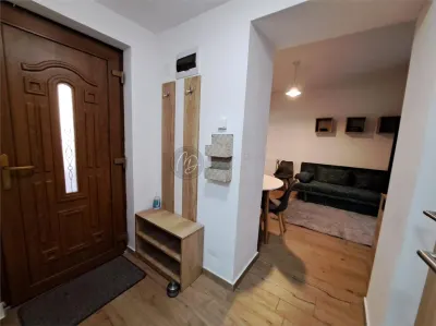 Maison Centrale à Louer à Oradea | 500 €/mois | Terrasse de Détente - foto 7
