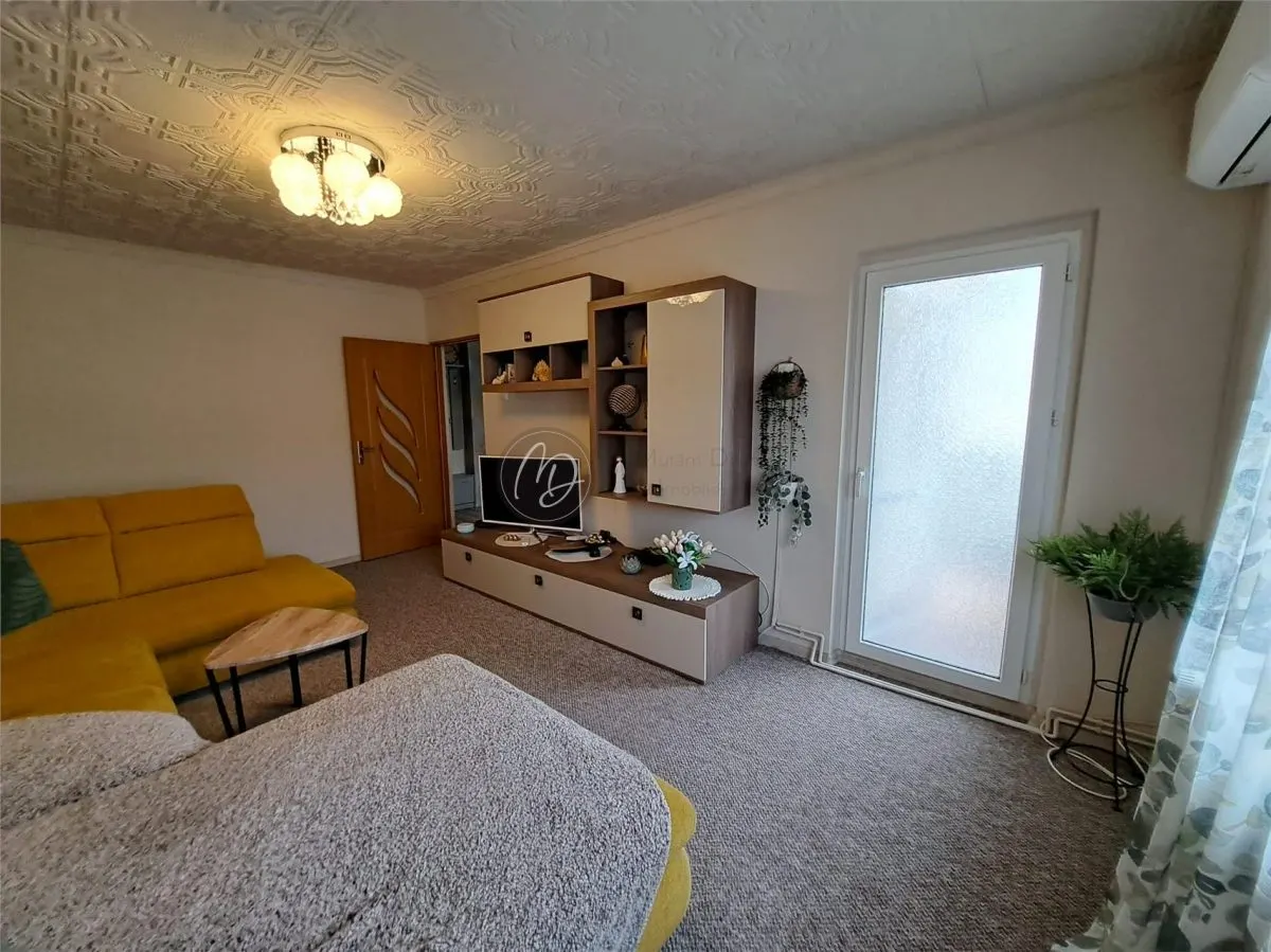 Appartement Entièrement Rénové Centre-Ville Salonta - foto 7