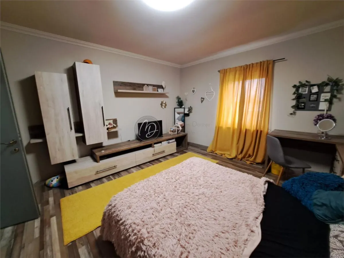 MDI Casa Lux Salonta – Villa Familiale Exceptionnelle avec Potentiel Illimité - foto 14