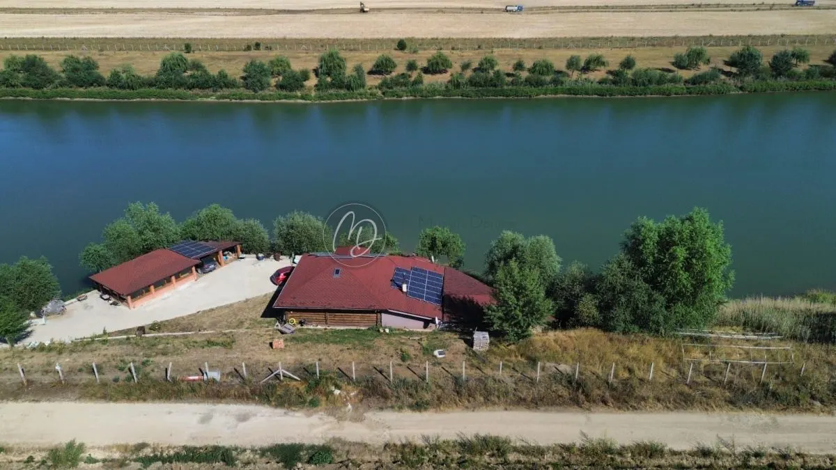Chalet en Rondins avec Lac Privé de Pêche - foto 2