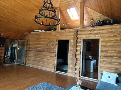 Chalet en Rondins avec Lac Privé de Pêche - foto 11