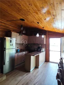 Chalet en Rondins avec Lac Privé de Pêche - foto 19