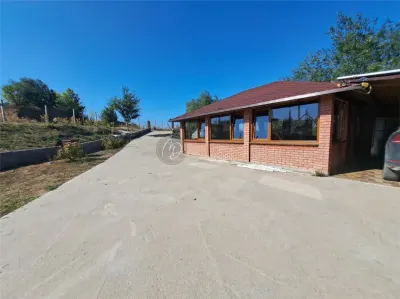 Chalet en Rondins avec Lac Privé de Pêche - foto 5