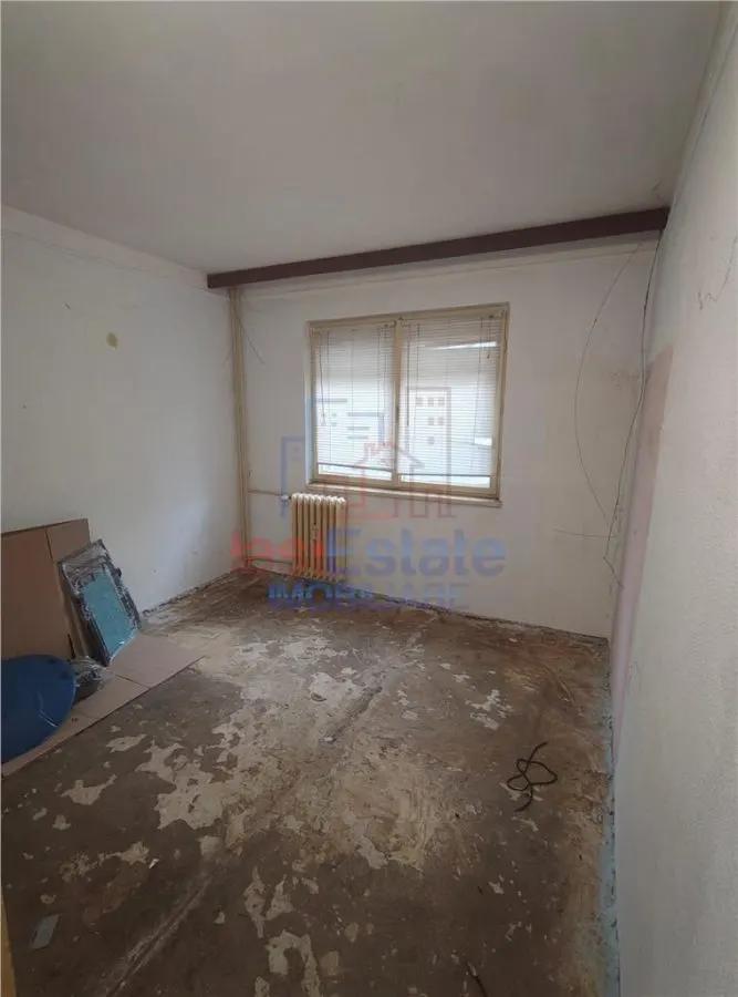 Appartement deux chambres, rez-de-chaussée, Mircea Cel Batran, Iași - foto 1