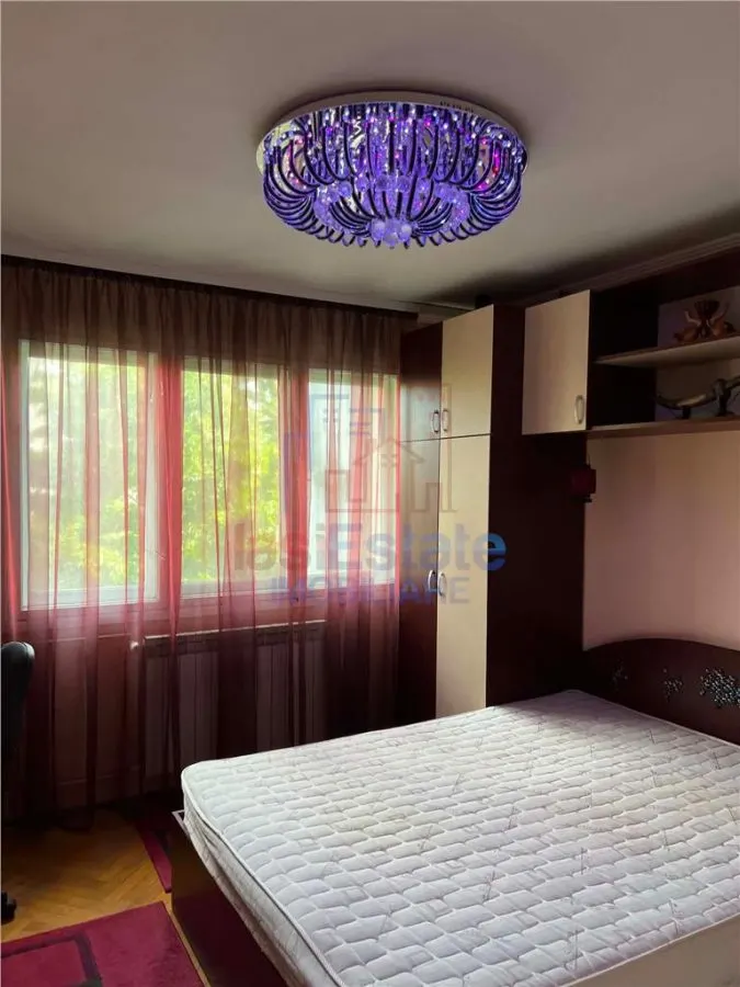 Appartement Deux Chambres, Quartier Podu Ros, Deuxième Étage, Iași - foto 3