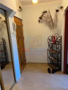 Appartement Deux Chambres, Quartier Podu Ros, Deuxième Étage, Iași - foto 6