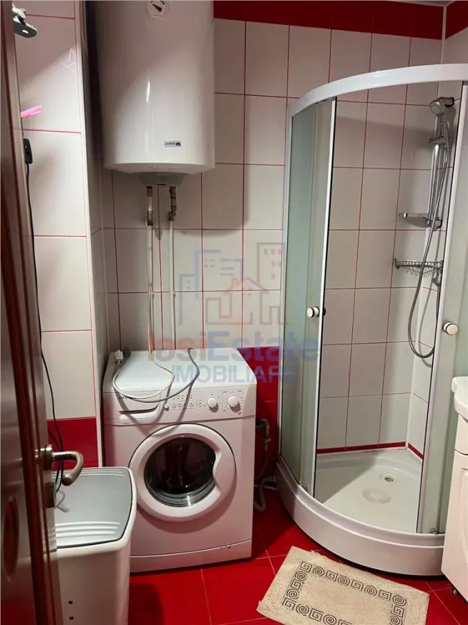 Appartement Deux Chambres, Quartier Podu Ros, Deuxième Étage, Iași - foto 7