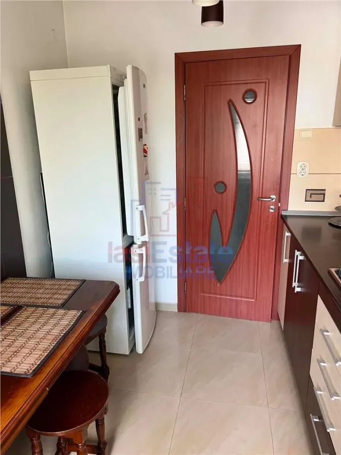 Appartement Deux Chambres, Quartier Podu Ros, Deuxième Étage, Iași - foto 9