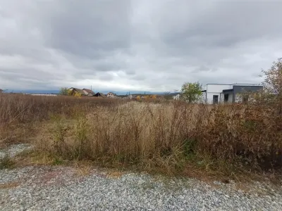 Terreno Residencial en Venta en Avrig – Calle Dr. Aurel Cândea - foto 3