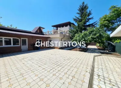Villa Spacieuse Rénovée à Vendre avec Terrain Généreux et Garage - Bragadiru