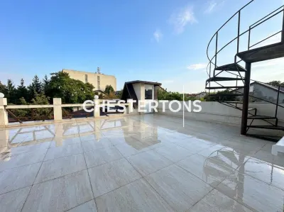 Villa Spacieuse Rénovée à Vendre avec Terrain Généreux et Garage - foto 5