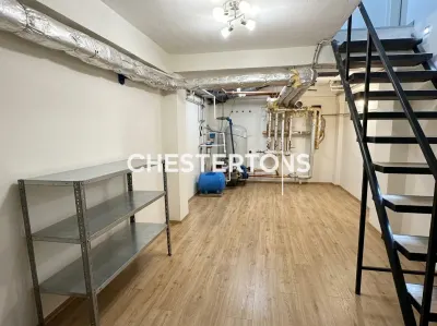 Villa Spacieuse Rénovée à Vendre avec Terrain Généreux et Garage - foto 10