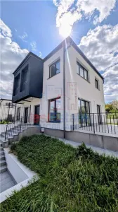 Villa Moderne à Bucium—Prix d'Appartement - Iasi