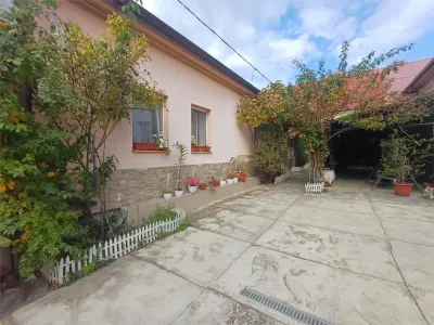 Casa de vanzare in Cisnadie langa Lidl - foto 2