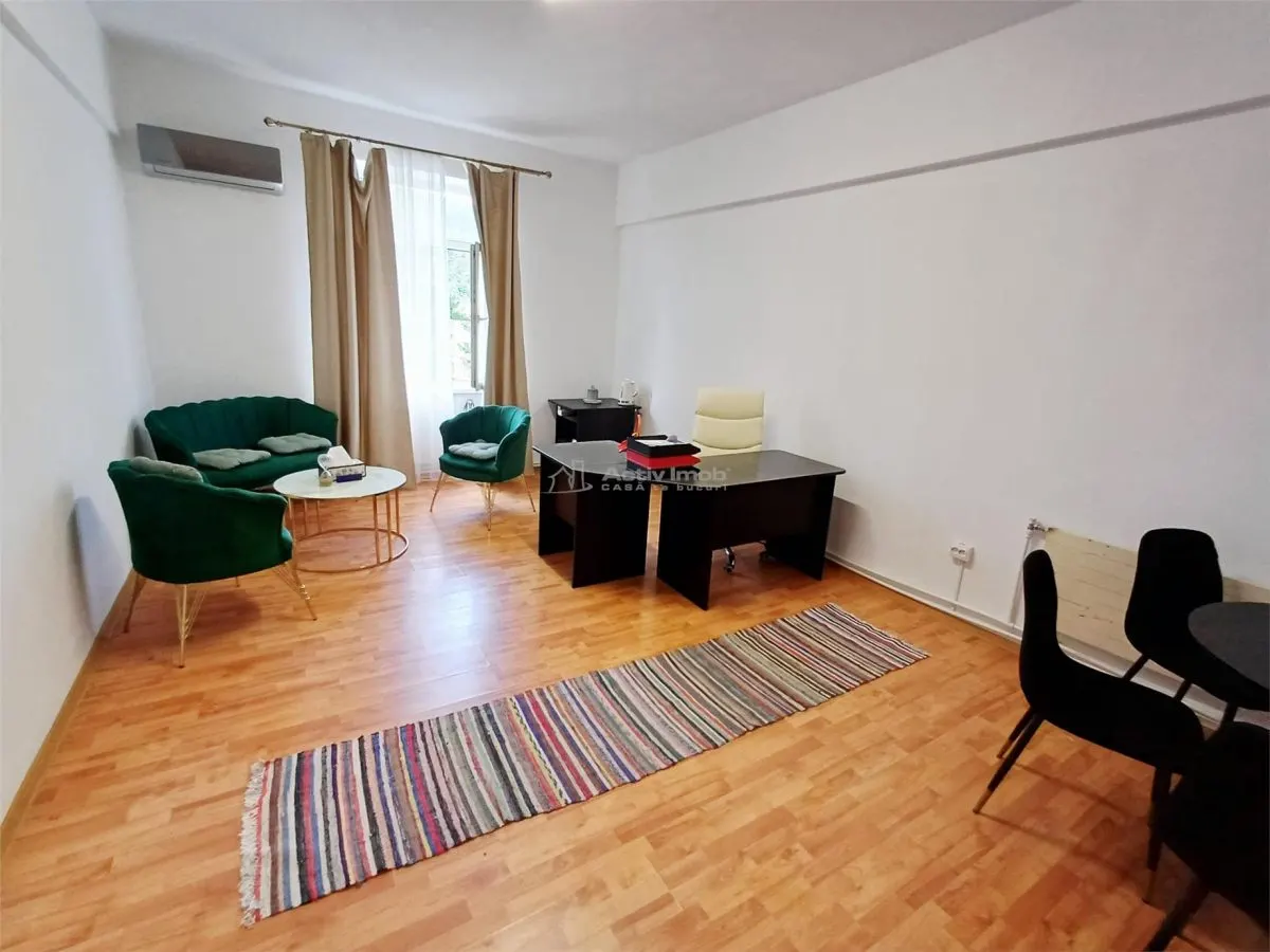 Resita, Oficina Bloque 800, Reformada, Amueblada, 29 m² - foto 3