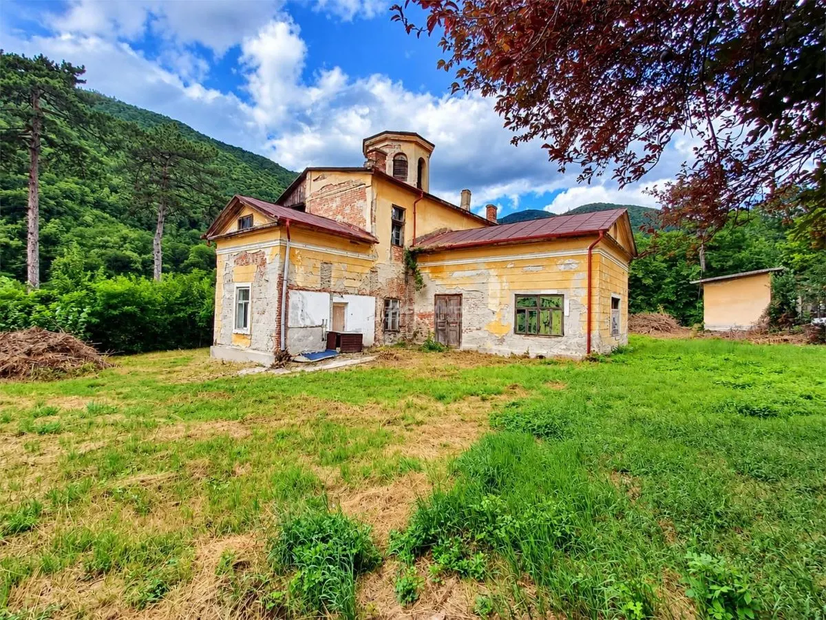 Baile Herculane | Villa Miramonte | 3204 sqm Land | City Centre - foto 2