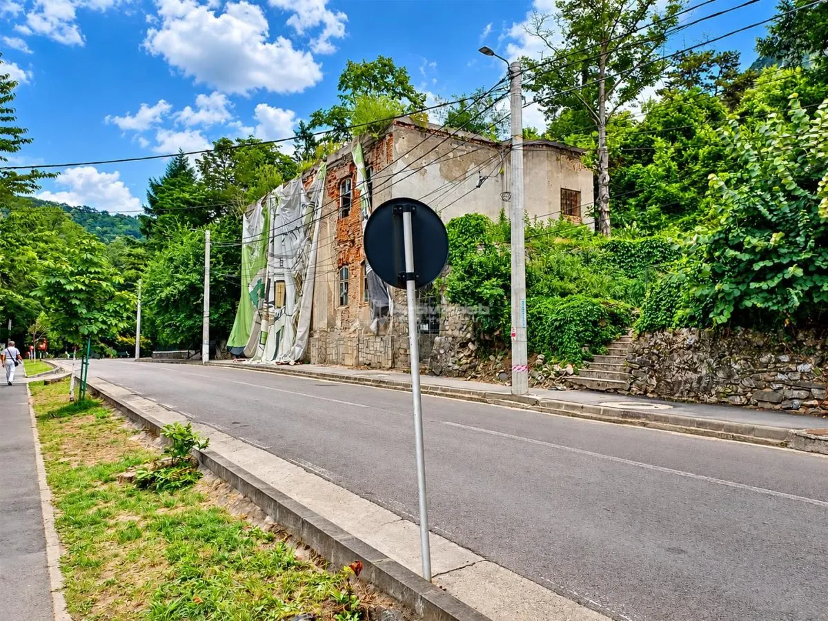Baile Herculane | Villa Miramonte | 3204 sqm Land | City Centre - foto 16