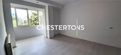 2-Room Apartment for Rent in Bucharest, ultracentral | Universitate Area | 1st Floor | Modern, Bright & Move-in Ready - foto 2