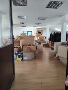 匈牙利多瓦尔商业汽车维修空间 - foto 12