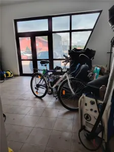 匈牙利多瓦尔商业汽车维修空间 - foto 5