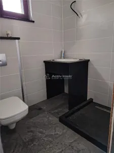 匈牙利多瓦尔商业汽车维修空间 - foto 7