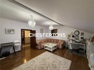 Apartamento de 4 Dormitorios en Villa, 183 m², Modernamente Amueblado, Bragadiru - foto 14