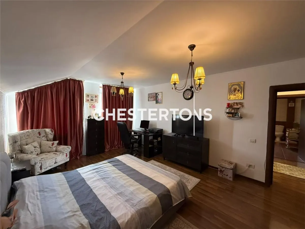 Apartamento de 4 Dormitorios en Villa, 183 m², Modernamente Amueblado, Bragadiru - foto 4