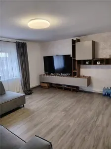 Casa renovata Ghelari Hunedoara - foto 9