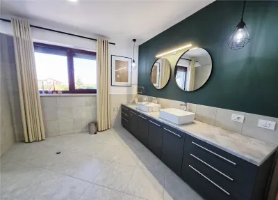 Exceptional Villa in Dumbravita – Space, Comfort and Elegance - foto 21