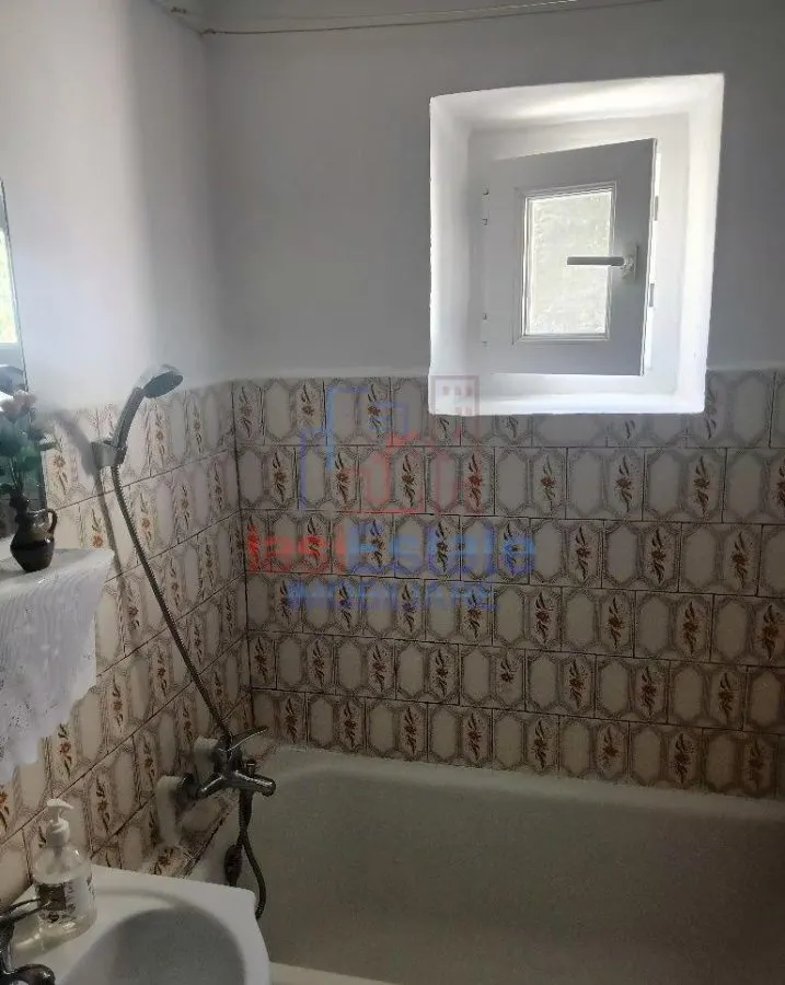Zona Cartier Nicolina Apartament 2 camere - foto 5