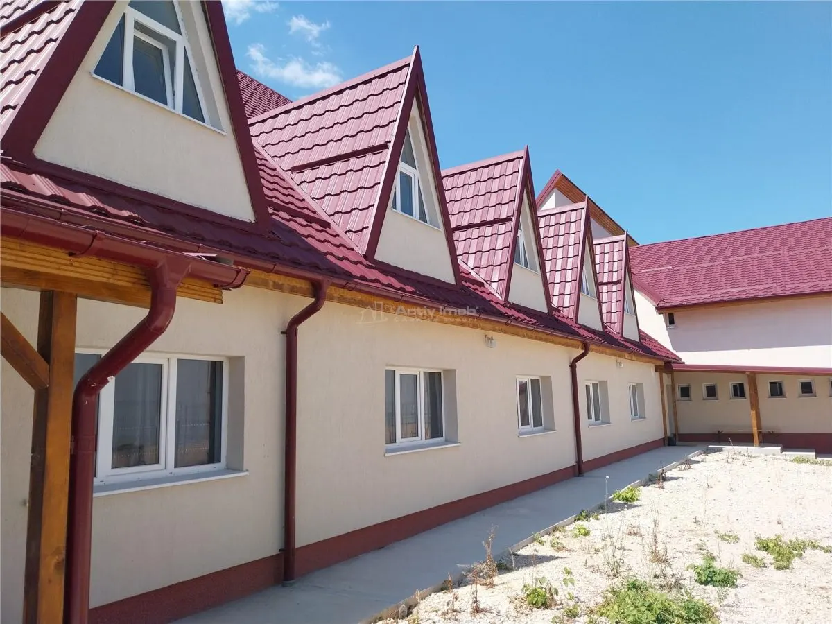 House / villa for rent 20 sqm in Brasov, Carierei area - foto 7