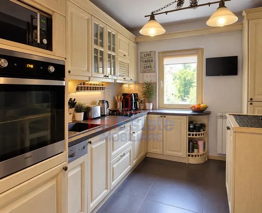 3-Bedroom Separated Layout Apartment, Furnished and Equipped, Targu Cucu - foto 6