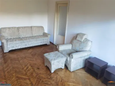 4-Bedroom Apartment for Rent, Gas Central Heating, Ground Floor, Vlaicu - foto 9
