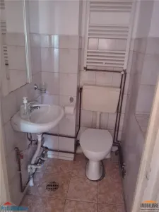 4-Bedroom Apartment for Rent, Gas Central Heating, Ground Floor, Vlaicu - foto 10