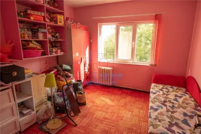 Podu Ros Area, Iași – 3-Bedroom Apartment - foto 3