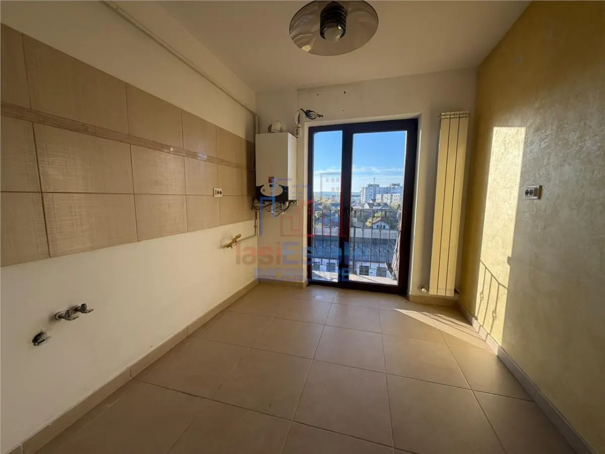 2-Bedroom Apartment with Separated Layout, Poitiers - foto 3
