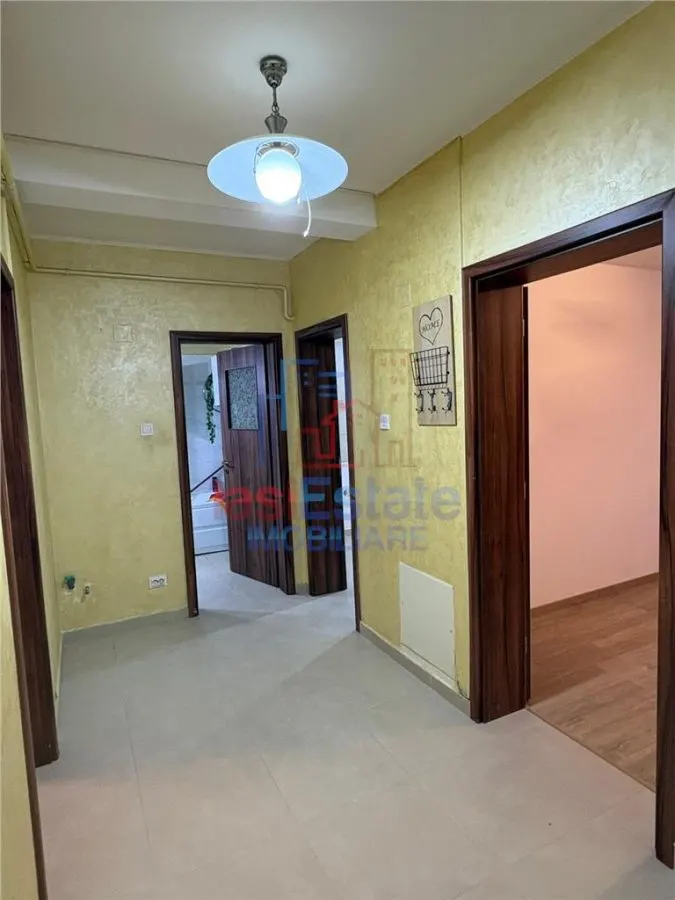 2-Bedroom Apartment with Separated Layout, Poitiers - foto 4