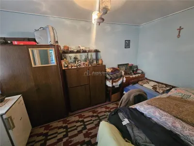 Resita, 2 Cam. Mobilat+Utilat, Et. 1, Micro 2 - foto 3