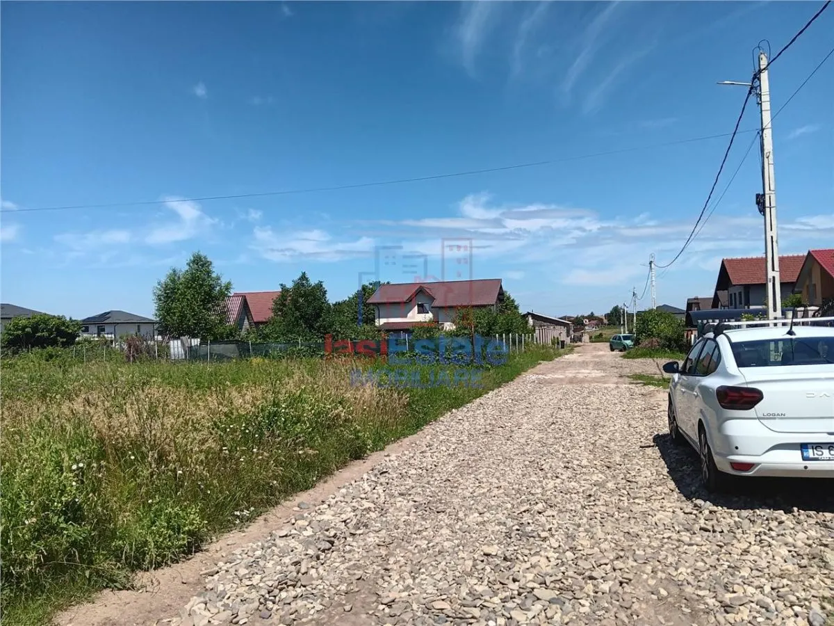 Teren intravilan zona Vorovesti de 500mp cu utilitati - foto 3