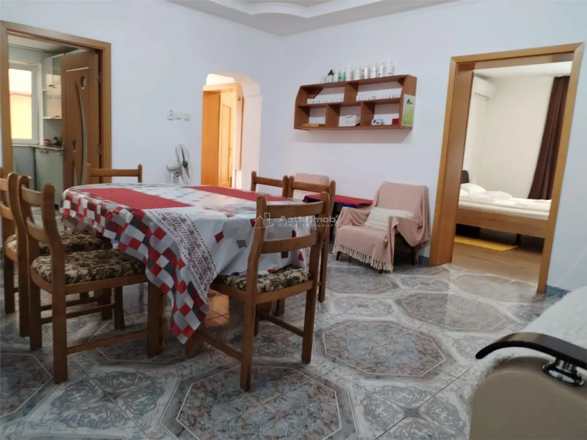 House / villa for sale 130 sqm in Hunedoara, Centru Vechi area - foto 17