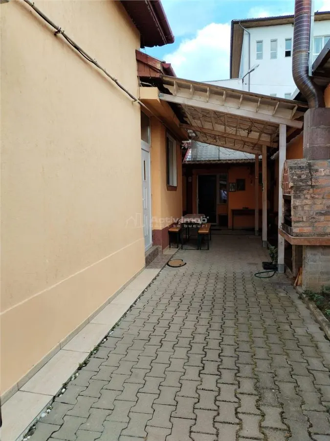House / villa for sale 130 sqm in Hunedoara, Centru Vechi area - foto 19