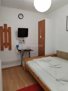 House / villa for sale 130 sqm in Hunedoara, Centru Vechi area - foto 10