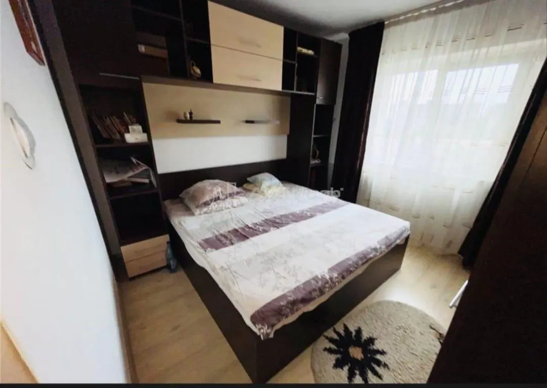 Apartament 3 Camere - Zona Malul Rosu - foto 5