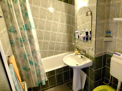 Apartament 4 Camere 2 bai etaj 1 boxa la subsol - foto 5